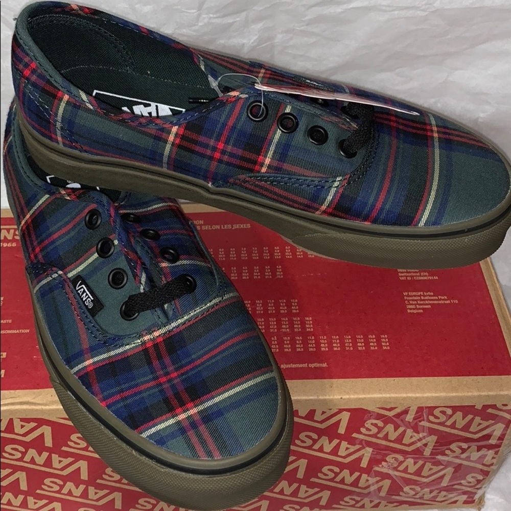 >Ⓜ️AUTHENTIC PLAID BLACK RED GREEN BLUE YELLO CLASSIC TARTAN GUM BRAND NEW VANS - Picture 1 of 15